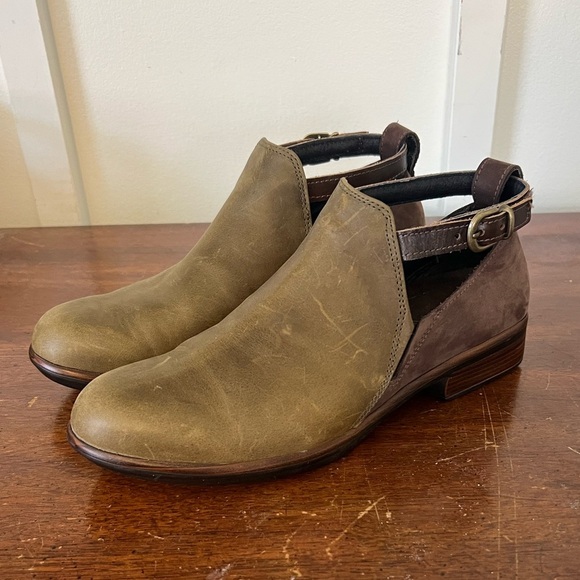 NAOT Women's Kamsin Transitional  Size 38/ US 7 Green Brown Leather Ankle Boot - Picture 1 of 8